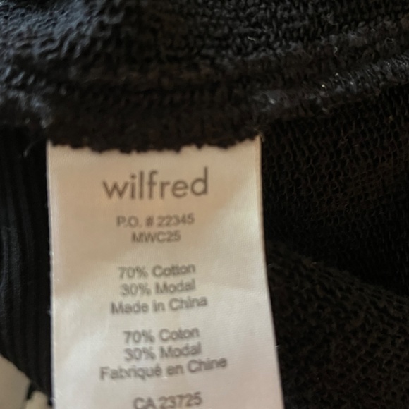Wilfred from Aritizia size M cardigan - Picture 10 of 10